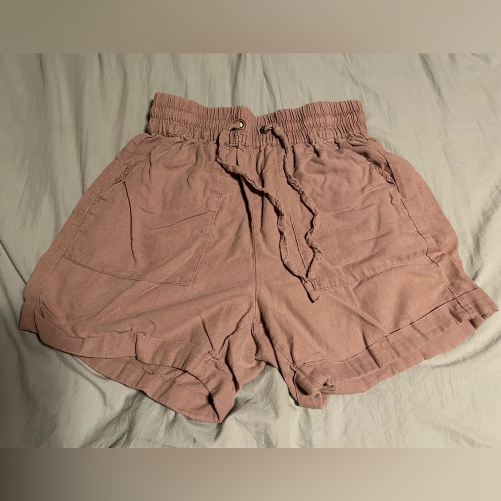 Light Mauve Linen Shorts